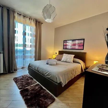La Regina Apartment *